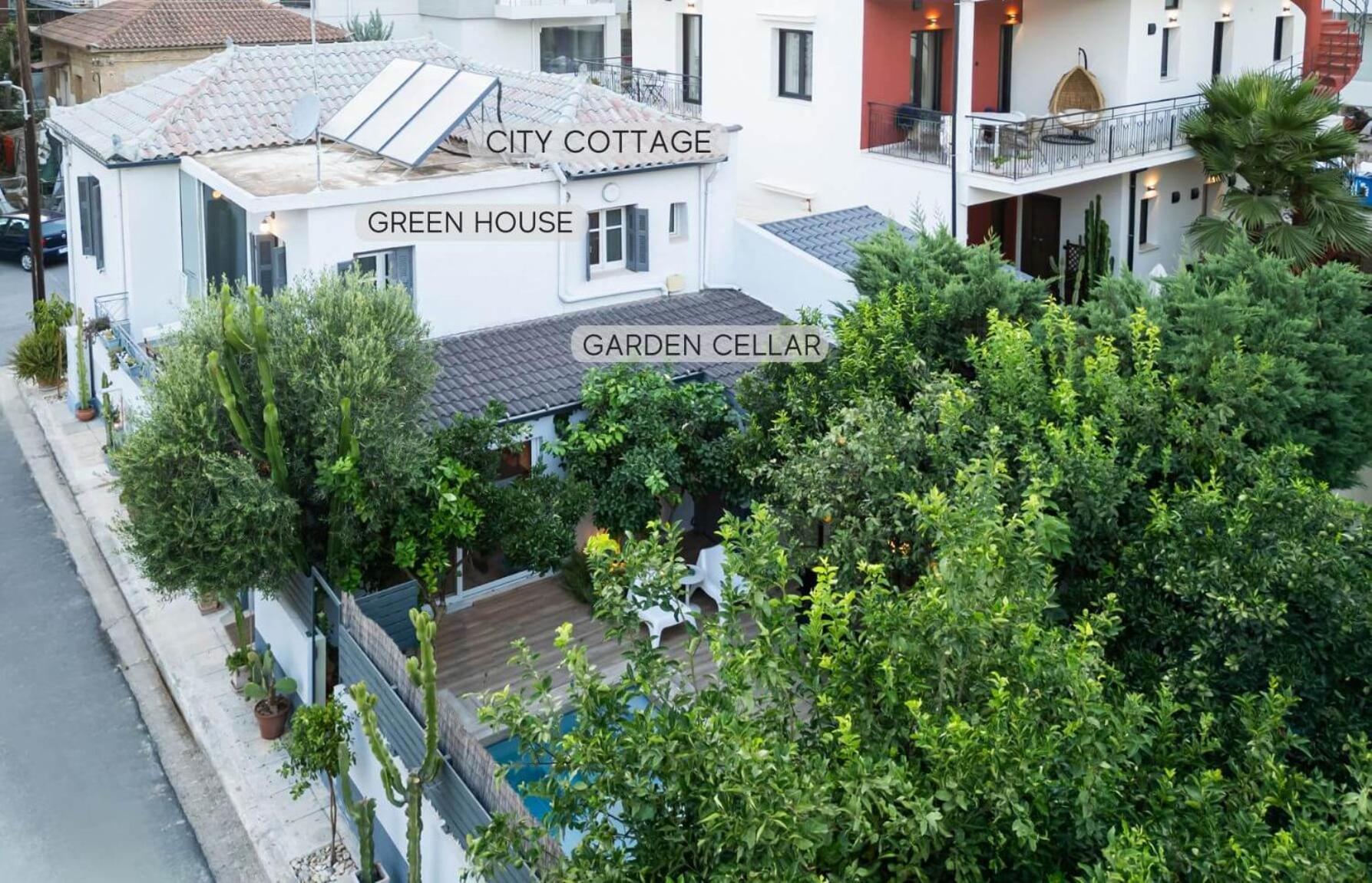 Greenhouse - Kalamata Mediterranean Villas Bagian luar foto